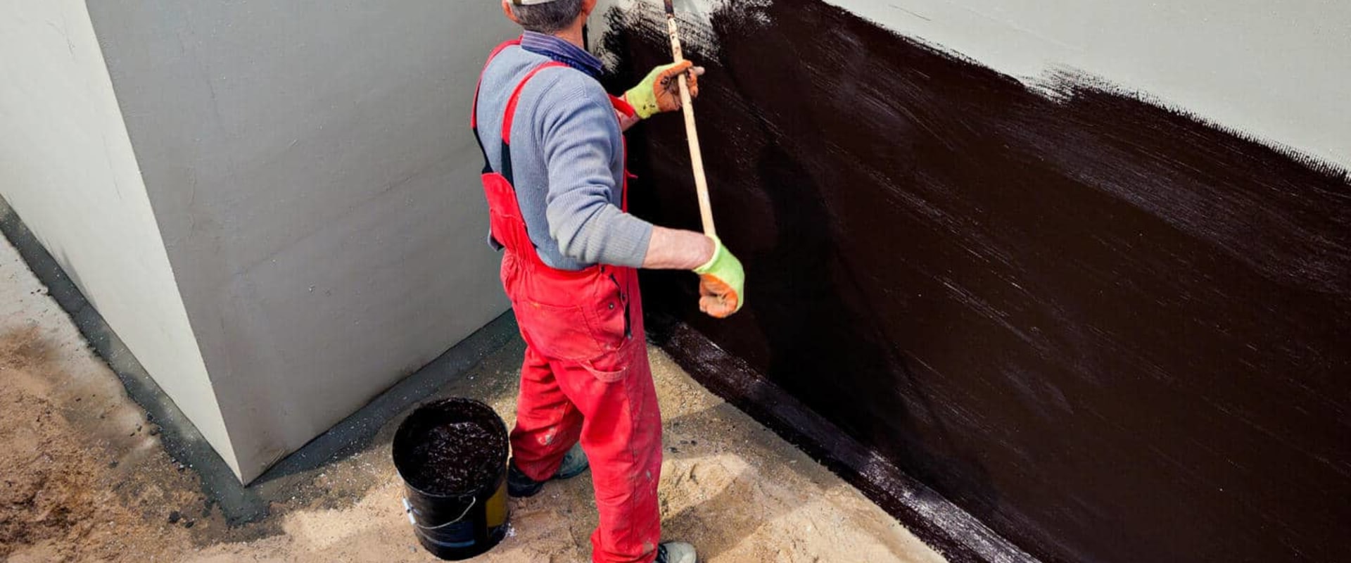 A Complete Guide to Interior and Exterior Waterproofing Methods
